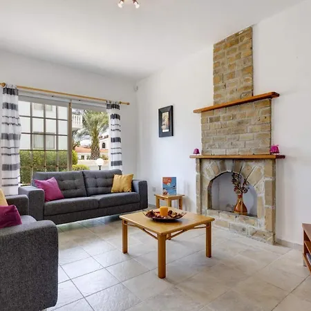 Willa Nerine By Peja