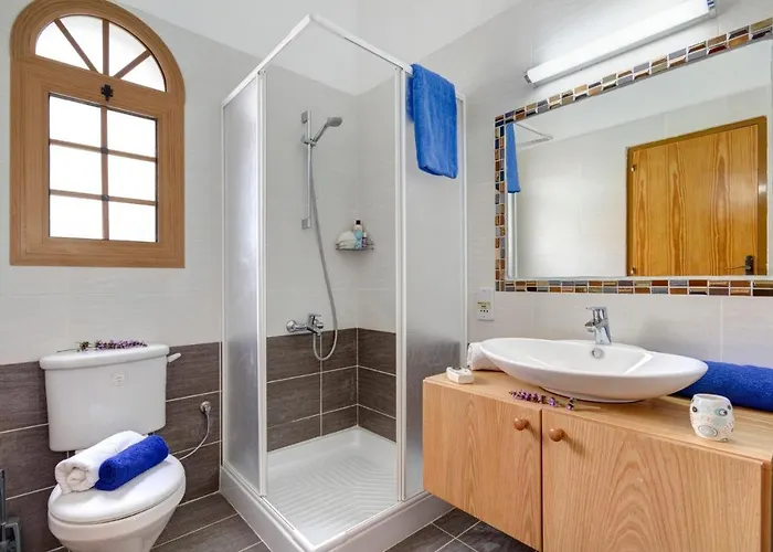 Nerine By Vila Pegeia