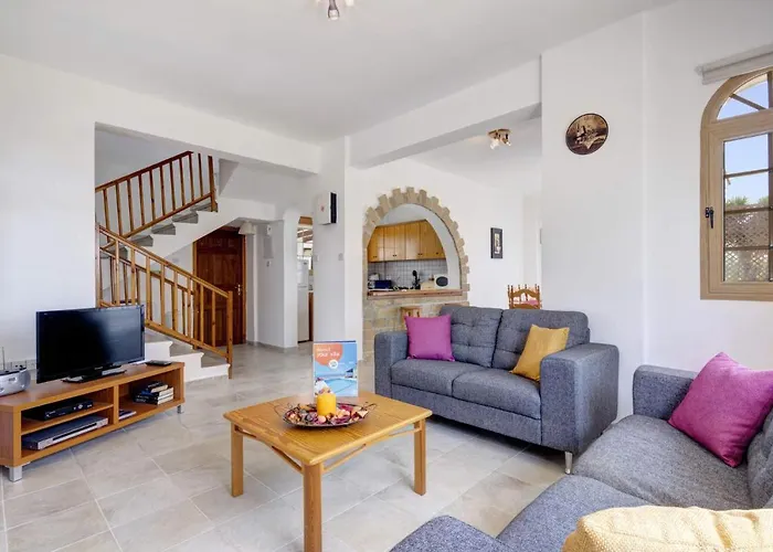 Nerine By Vila Pegeia